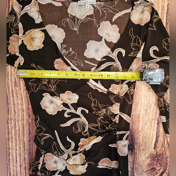 Moa Moa Size Large Vintage Made In USA Chocolate Floral Faux Wrap Fitted Top 90s - Picture 9 of 9
